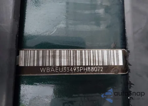 2003 BMW 325Xi из США, поврежденный, VIN WBAEU33493PH88072